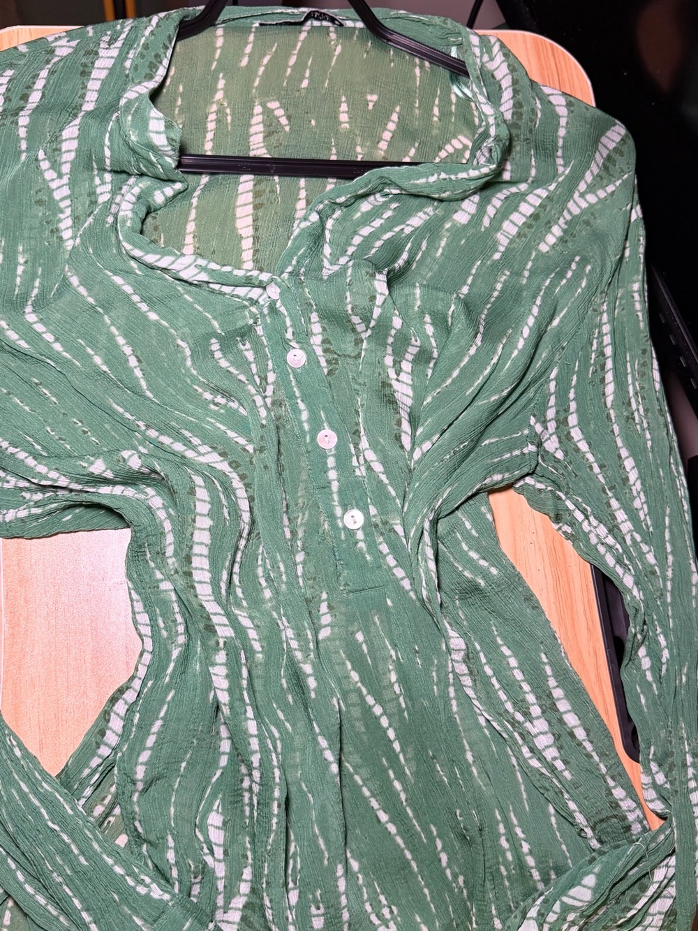 Zara Green Tie-Dye Button Front Women’s Top